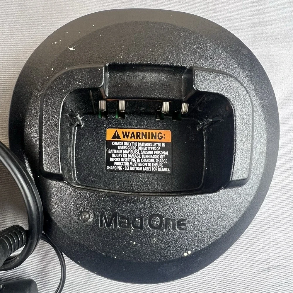 Motorola Mag One PMLN5041A Charger Base & Adapter Only Tested